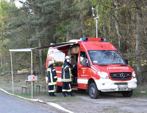 Brandbekämpfungszug 1 übt gemeinsam mit Einheiten aus dem Heidekreis in Evendorf