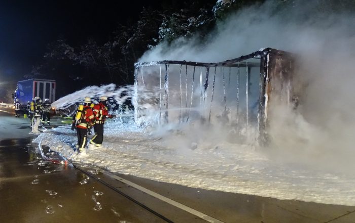 Lkw-Brand auf A7