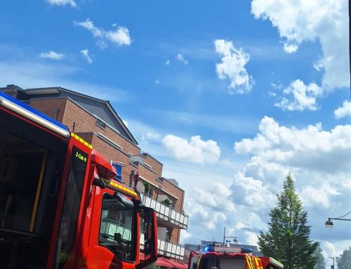 Großfeuer in Tostedt – 120 Feuerwehrleute im Einsatz